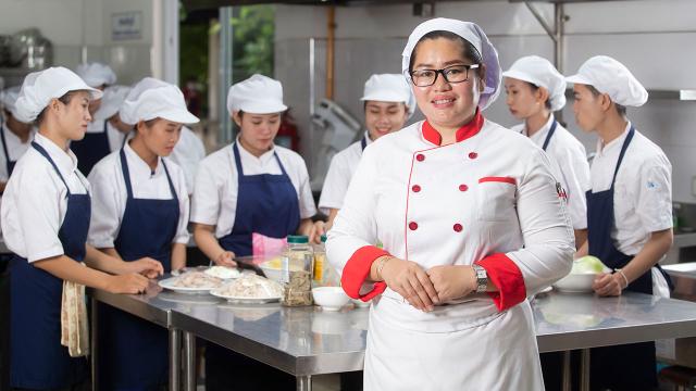 Renforcement des compétences en restauration et hôtellerie au Laos