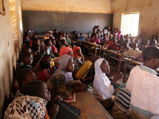 Enfants en classe au Burkina Faso