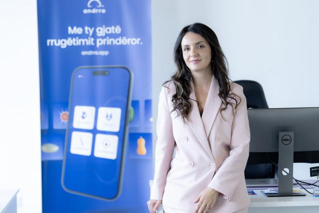 CEO Andrra App posing for camera