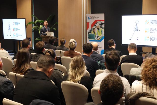 Info session for business community in Kosovo