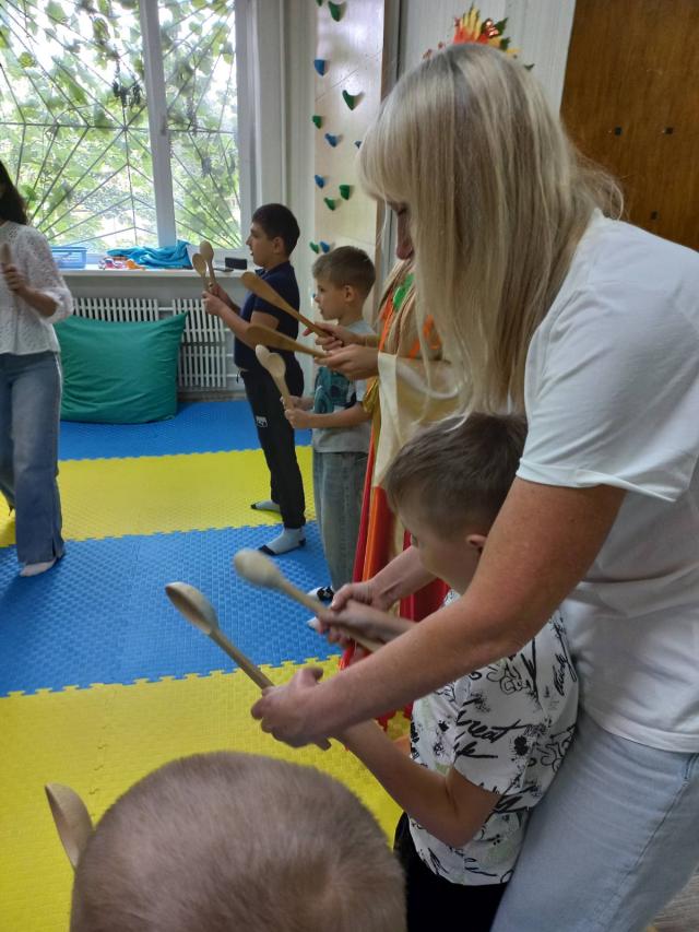 Children in a sensory room
