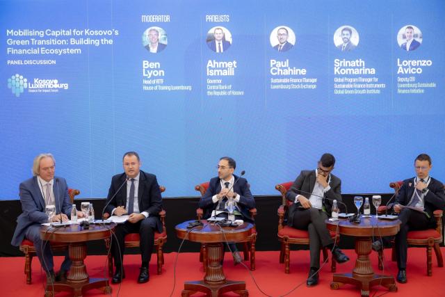 Panel discussion at the Finance for Impact Forum 